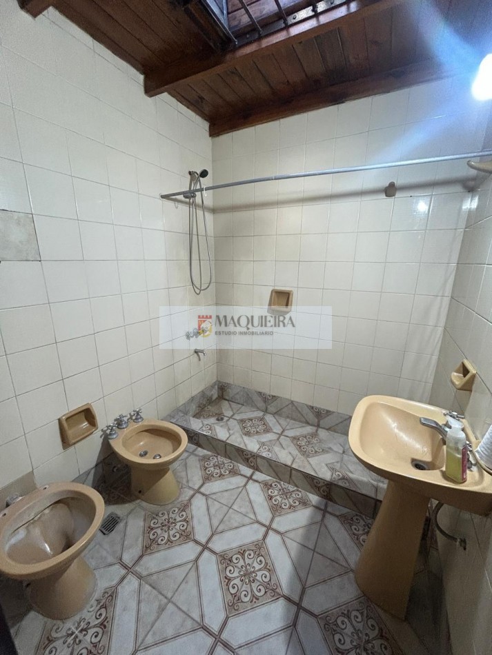 CASA 4 AMBIENTES EN VENTA-Patio-Parrilla. TORTUGUITAS