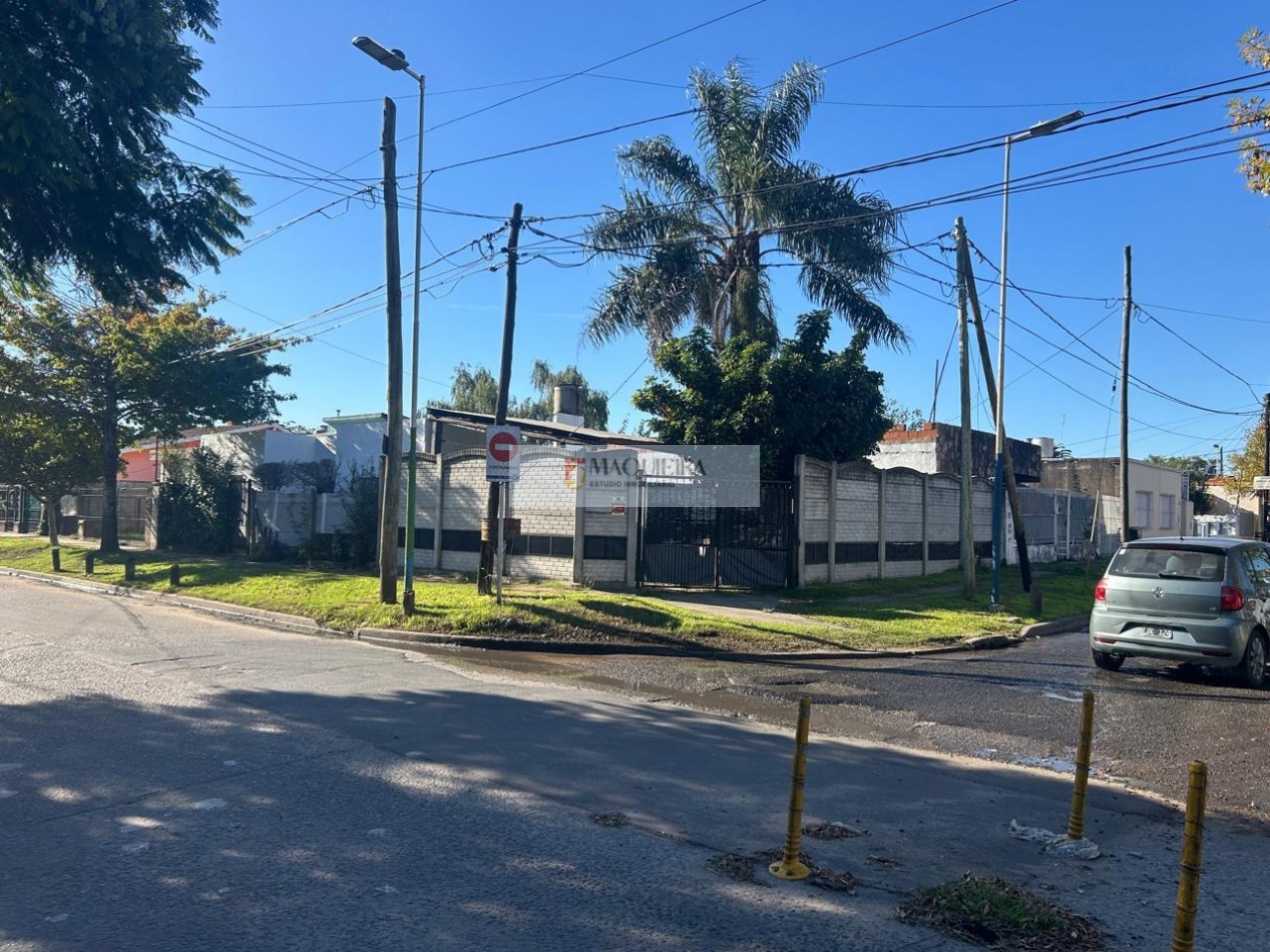 CASA 4 AMBIENTES EN VENTA-Patio-Parrilla. TORTUGUITAS