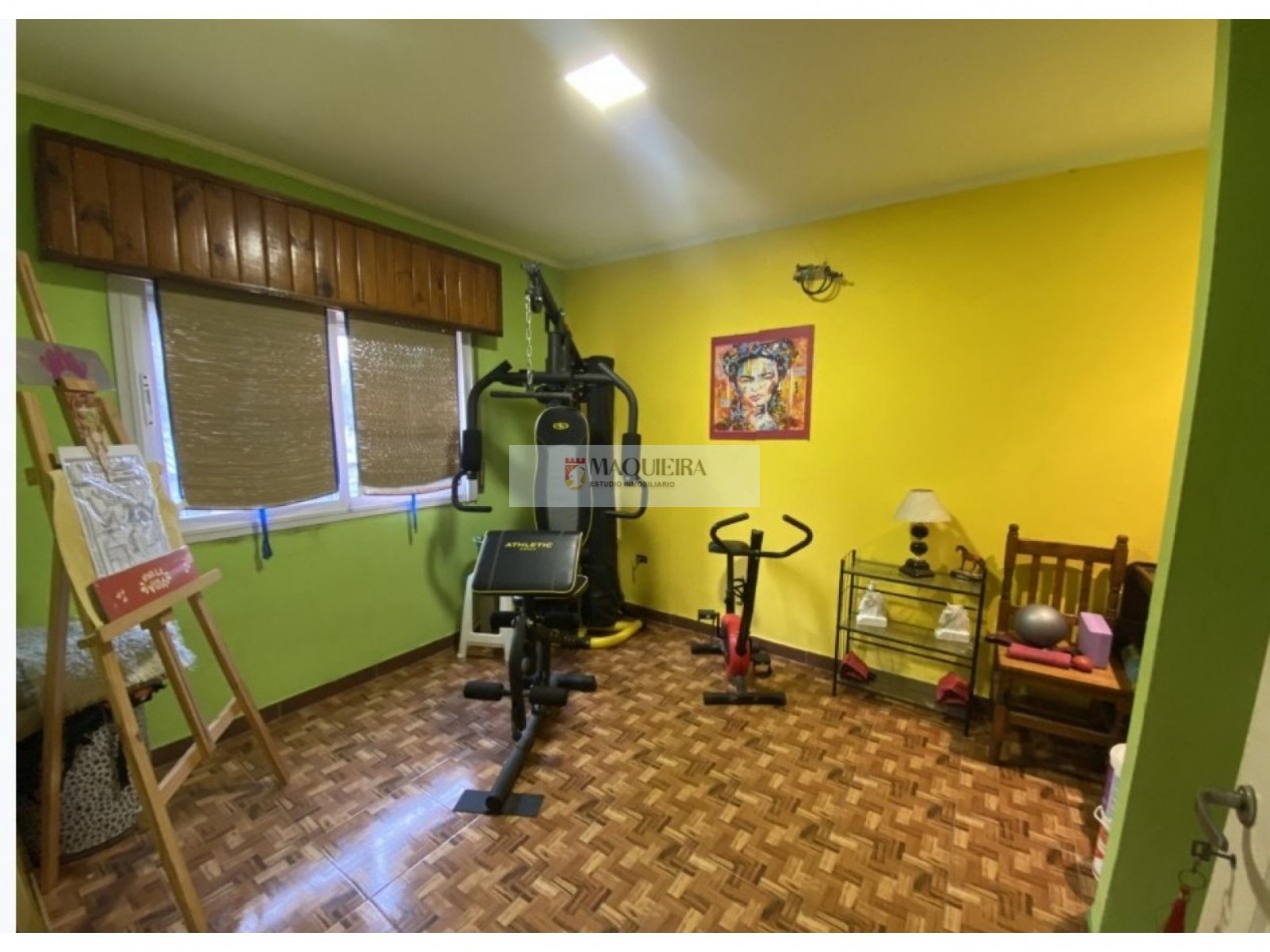 VENTA-Casa 6 ambientes en William Morris