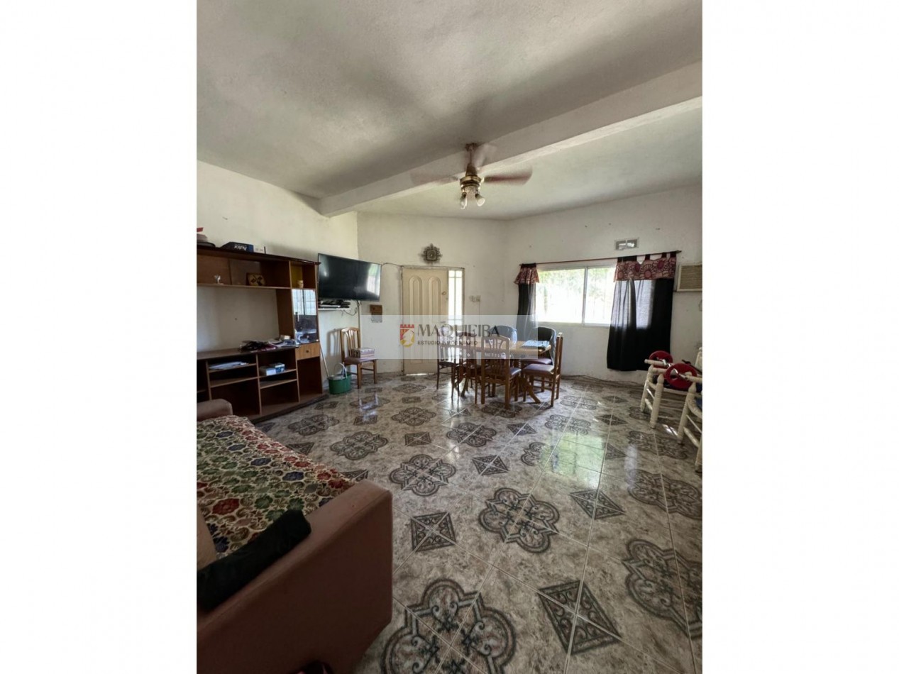 OPORTUNIDAD-CASA EN VENTA-BELLA VISTA 4AMB.