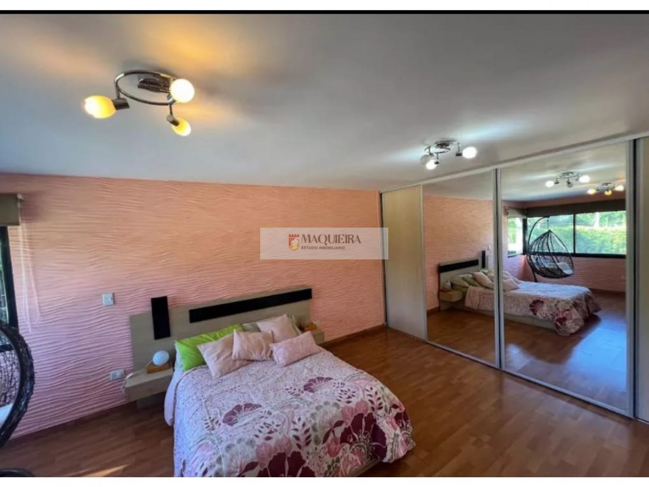 Casa En Venta En Barrio San Alfonso, Pilar Del Este
