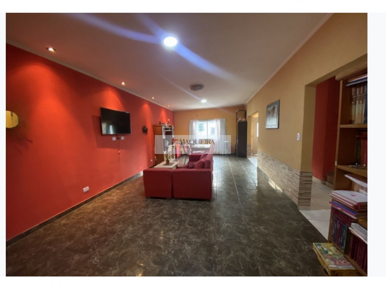 VENTA-Casa 6 ambientes en William Morris
