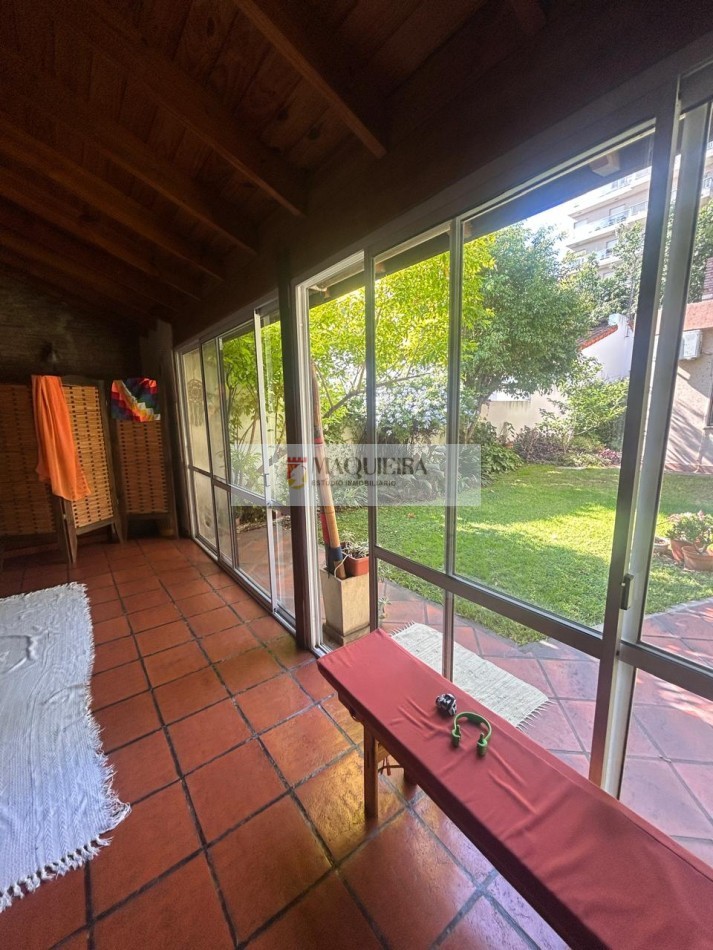 ALQUILER APTO PROFES.- CASA EN LOTE PROPIO, 5 AMBIENTES QUINCHO Y PARRILLA -MICRO CENTRO DE SAN MIGUEL.