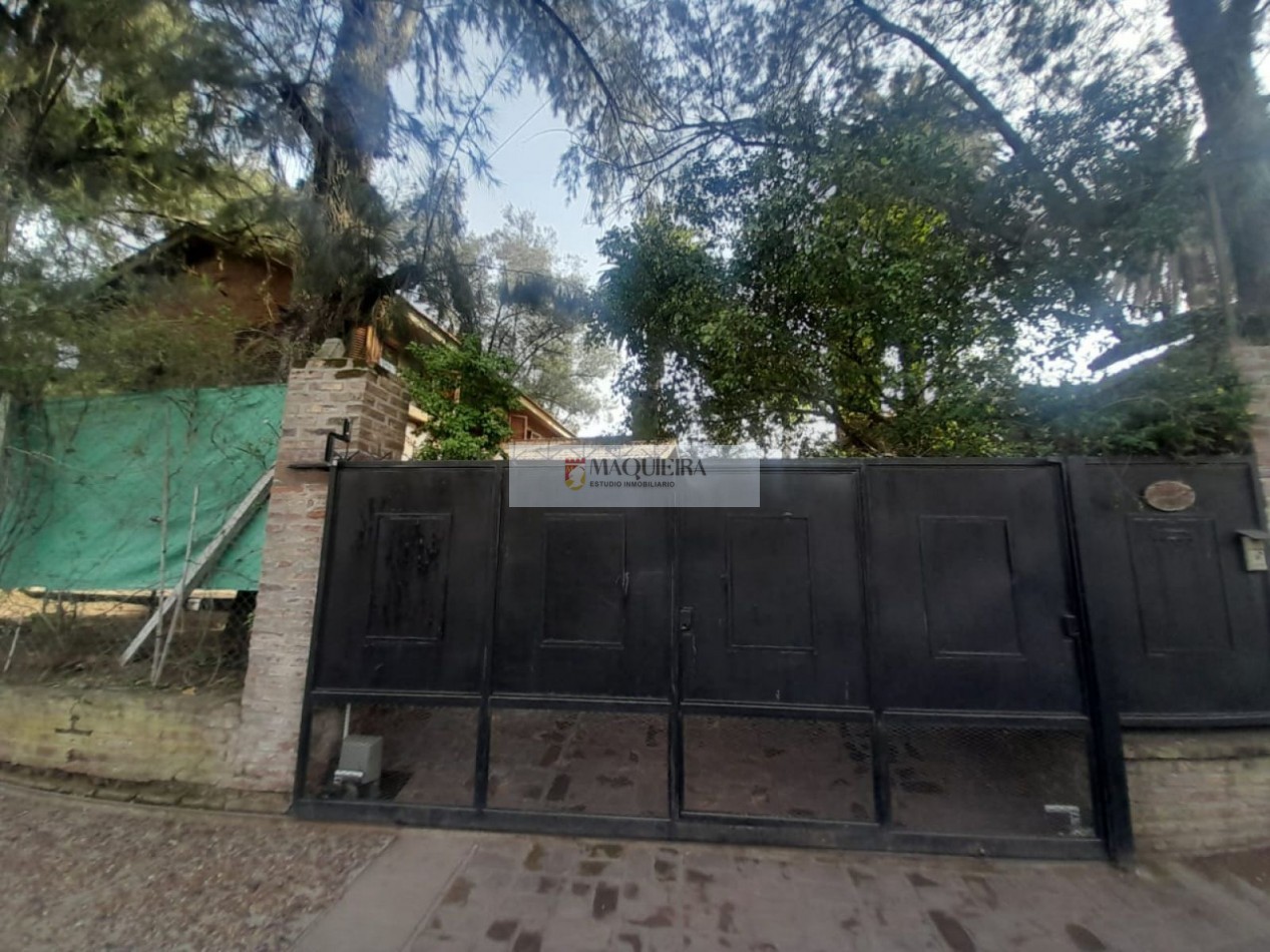 VENTA DE CASA EN BELLA VISTA APTO CREDITO! - PARDO ALT.1400 y D. F. Sarmiento