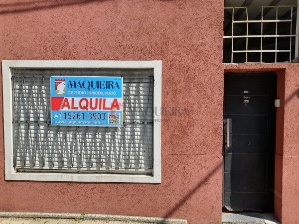 ALQUILER DPTO TIPO CASA-4AMB- CON TERRAZA-2BAÑOS-BOULOGNE