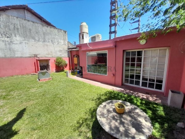 CASA EN VENTA ITUZAINGO NORTE SOBRE JOSE MARIA PAZ A 400 MTS ACC OESTE