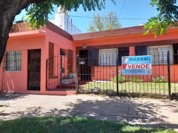 CASA EN VENTA ITUZAINGO NORTE SOBRE JOSE MARIA PAZ A 400 MTS ACC OESTE