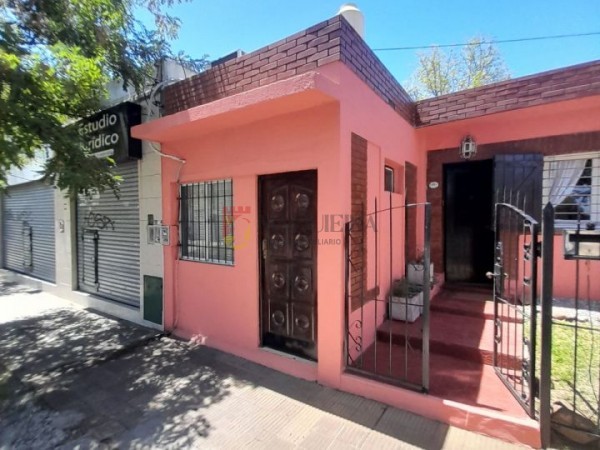 CASA EN VENTA ITUZAINGO NORTE SOBRE JOSE MARIA PAZ A 400 MTS ACC OESTE