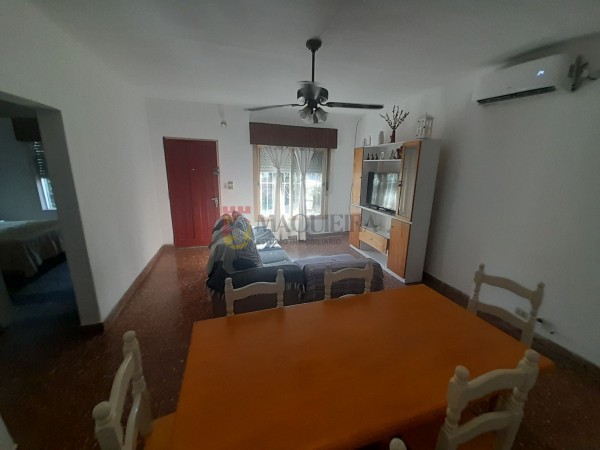 APTA CREDITO!! VENTA O PERMUTA -* CASA CON LOCAL EN ESQUINA MUY BUEN ESTADO