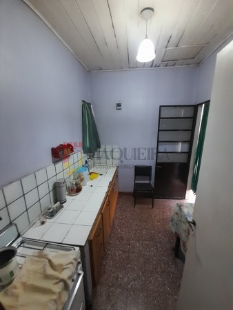 CASA A MEJORAR EN VENTA- ITUZAINGO -3AMB CON PARQUE Y COCHERA-VILLA ARIZA