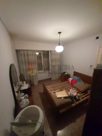 CASA A MEJORAR EN VENTA- ITUZAINGO -3AMB CON PARQUE Y COCHERA-VILLA ARIZA