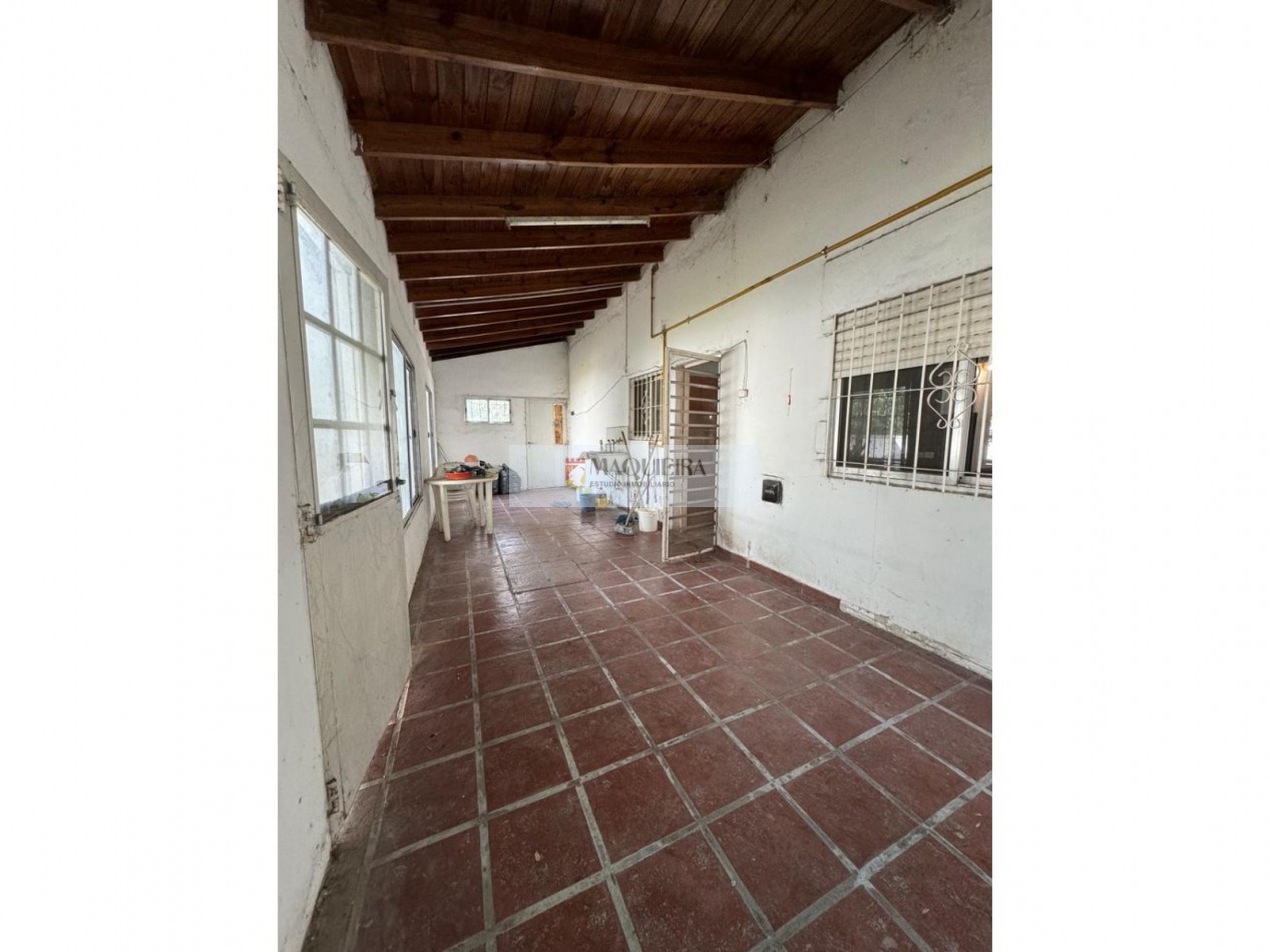 OPORTUNIDAD-CASA EN VENTA-BELLA VISTA 4AMB.