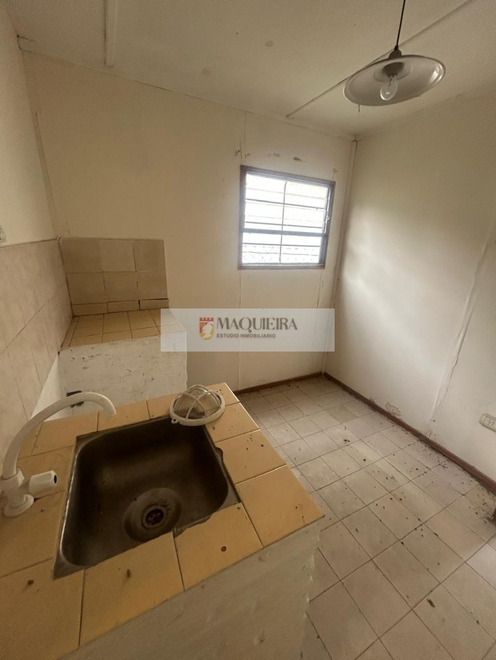 LOTE 337.48 MTS2 EN VENTA-APTO CREDITO **Dos construcciones a mejorar. Zona Muñiz