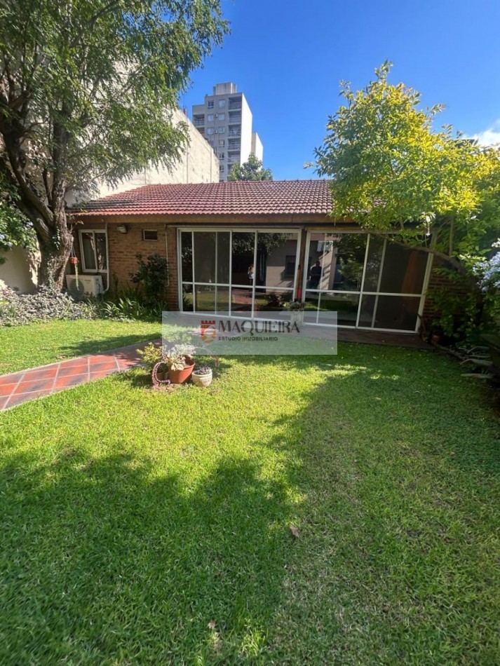 ALQUILER APTO PROFES.- CASA EN LOTE PROPIO, 5 AMBIENTES QUINCHO Y PARRILLA -MICRO CENTRO DE SAN MIGUEL.