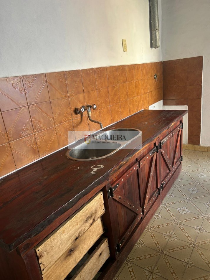 CASA 4 AMBIENTES EN VENTA-Patio-Parrilla. TORTUGUITAS