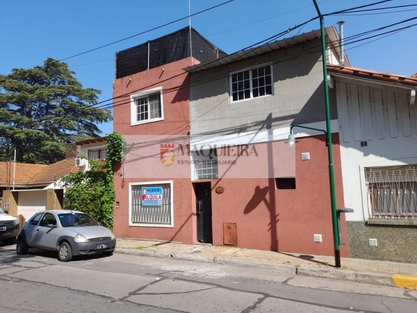 ALQUILER DPTO TIPO CASA EN DOS PLANTAS-4AMB- CON TERRAZA-2BAÑOS-BOULOGNE