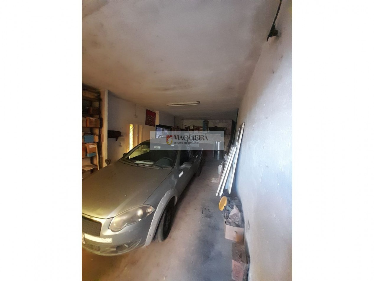 VENTA DE CASA APTA CREDITO EN JOSE C.PAZ-5AMB CON PATIO -2BAÑOSY 4COCHERAS