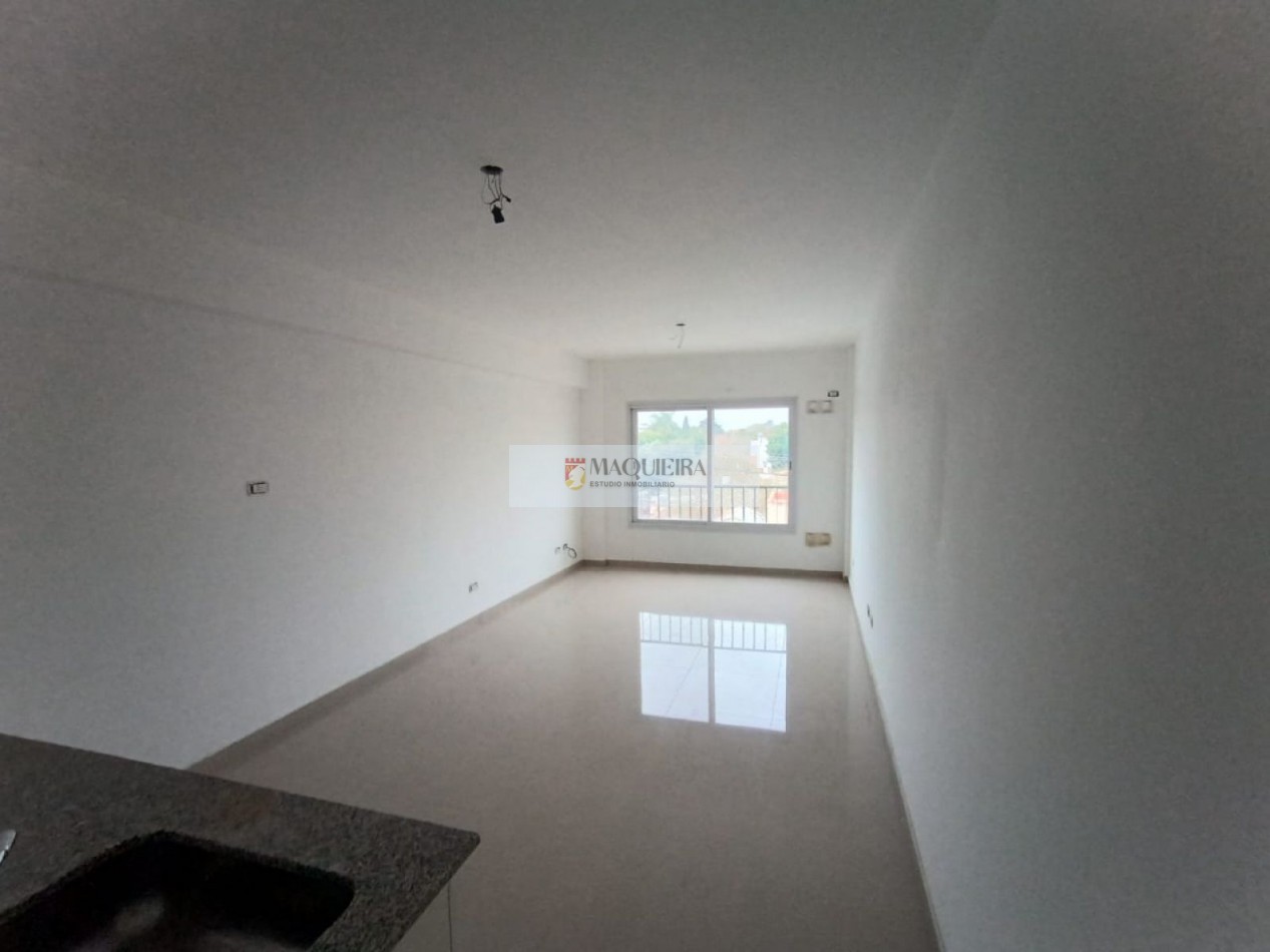 ALQUILER DPTOS. 1 AMB-ubicados en 2do.y 4to. PISO -- A ESTRENAR-30mts2-APTOS VIVIENDA" Y USO PROFESIONAL- NUEVOS- San Miguel-