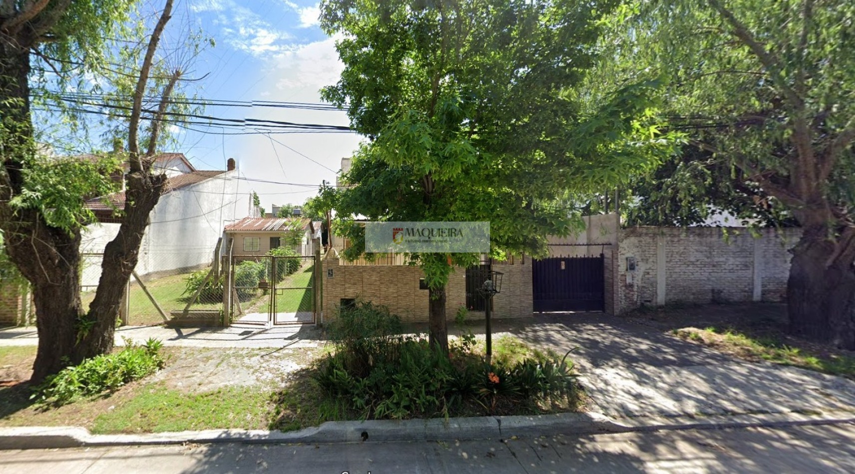 LOTE 337.48 MTS2 EN VENTA-APTO CREDITO **Dos construcciones a mejorar. Zona Muñiz