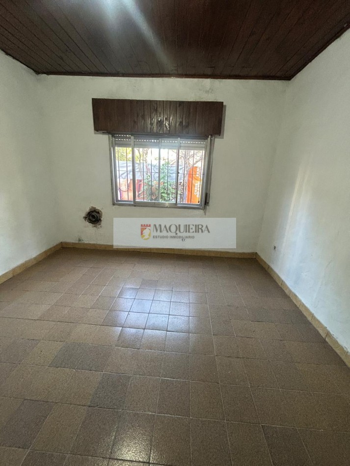 CASA 4 AMBIENTES EN VENTA-Patio-Parrilla. TORTUGUITAS