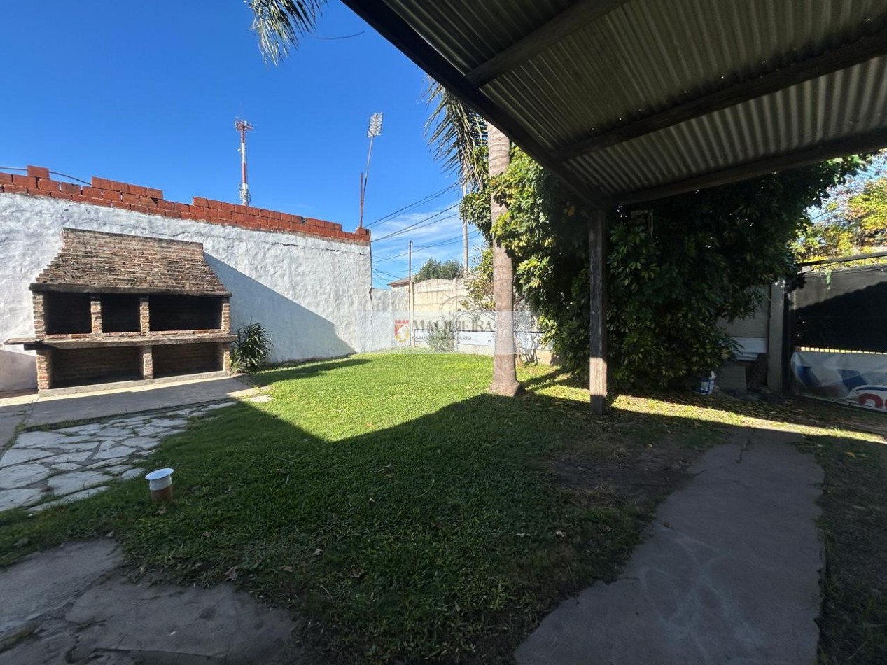 CASA 4 AMBIENTES EN VENTA-Patio-Parrilla. TORTUGUITAS