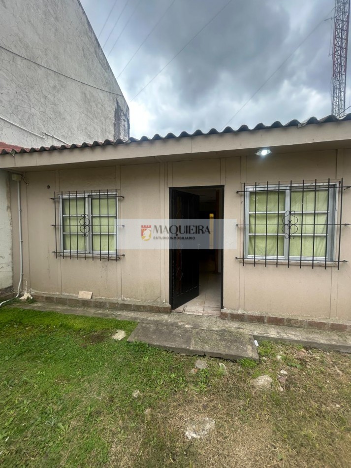 LOTE 337.48 MTS2 EN VENTA-APTO CREDITO **Dos construcciones a mejorar. Zona Muñiz
