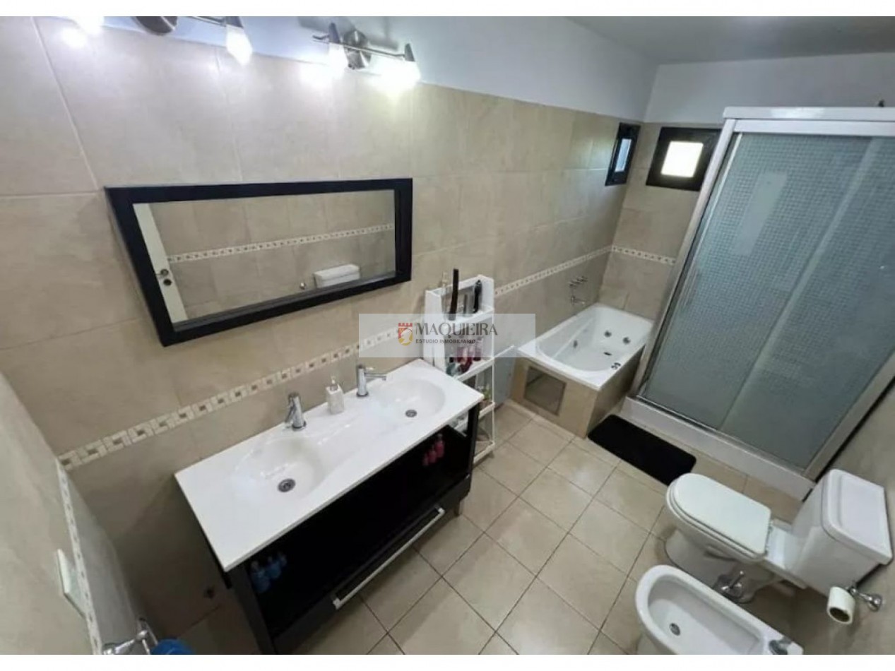 Casa En Venta En Barrio San Alfonso, Pilar Del Este