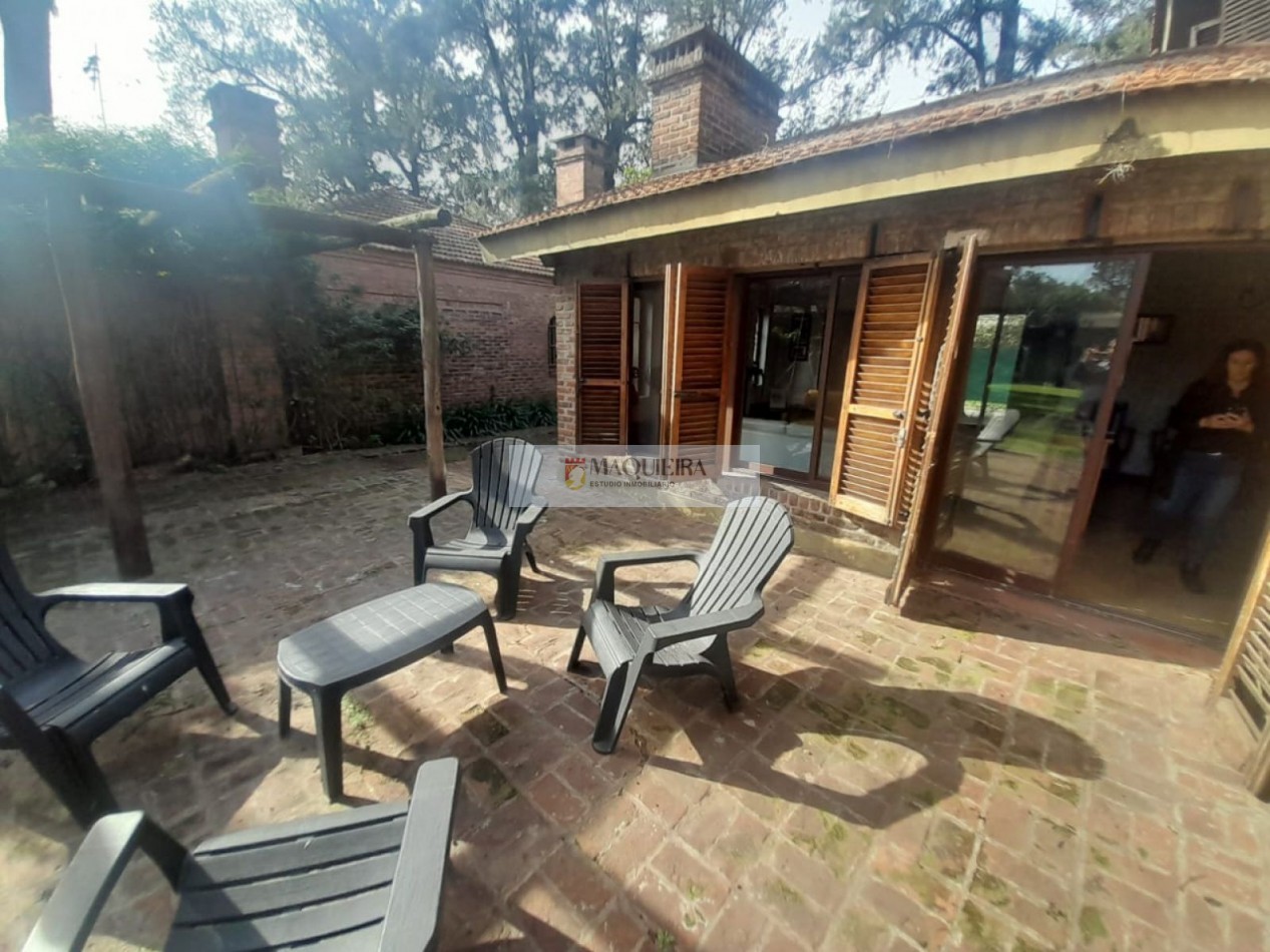 VENTA DE CASA EN BELLA VISTA APTO CREDITO! - PARDO ALT.1400 y D. F. Sarmiento