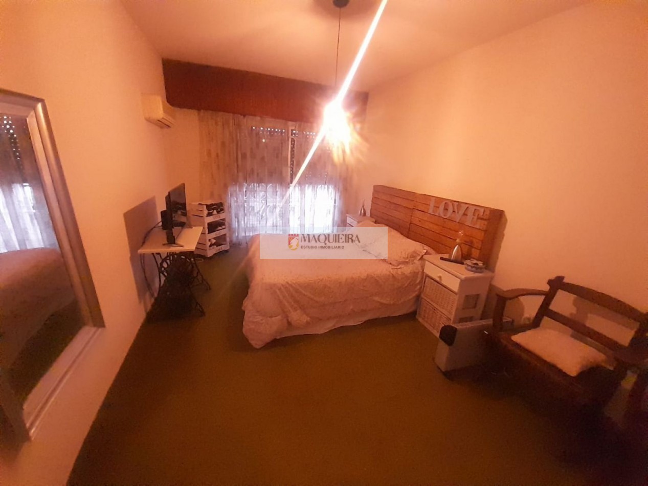 VENTA DE CASA APTA CREDITO EN JOSE C.PAZ-5AMB CON PATIO -2BAÑOSY 4COCHERAS