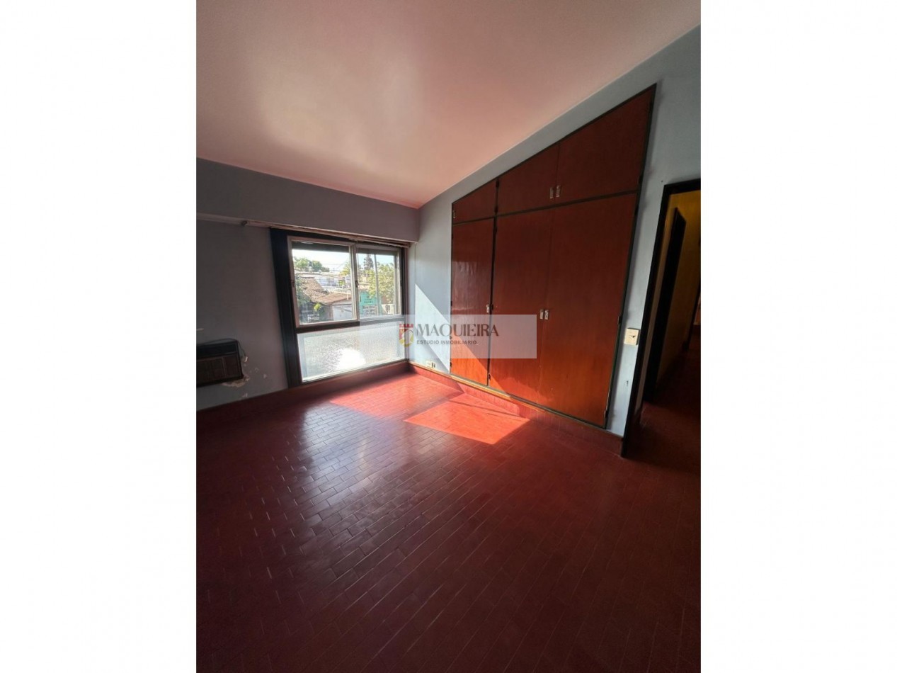 CASA EN ALQUILER *IDEAL USO COMERCIAL/PROFESIONAL* TAMBIEN PUEDE SER PARA VIVIENDA SAN MIGUEL