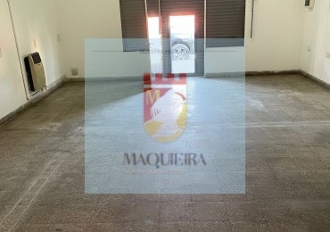 ALQUILER LOCAL -EXCLUSIVO- PARA USO PROFESIONAL-(NO COMERCIAL) GRAND BOURG