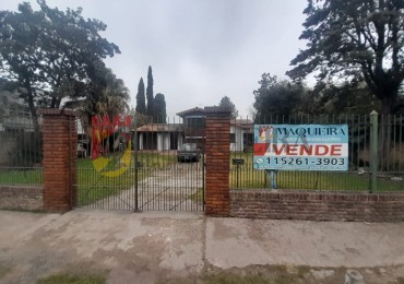 CASA EN VENTA-LOTE 20X55-IMPORTANTE VIVIENDA+QUINCHO-DPTO.DE 2AMB Y GALPON-PARQUE Y PILETA